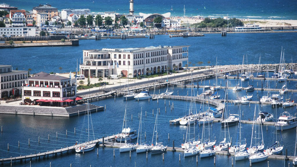 Harnessing Boat Pitches for Renewable Energy Onboard